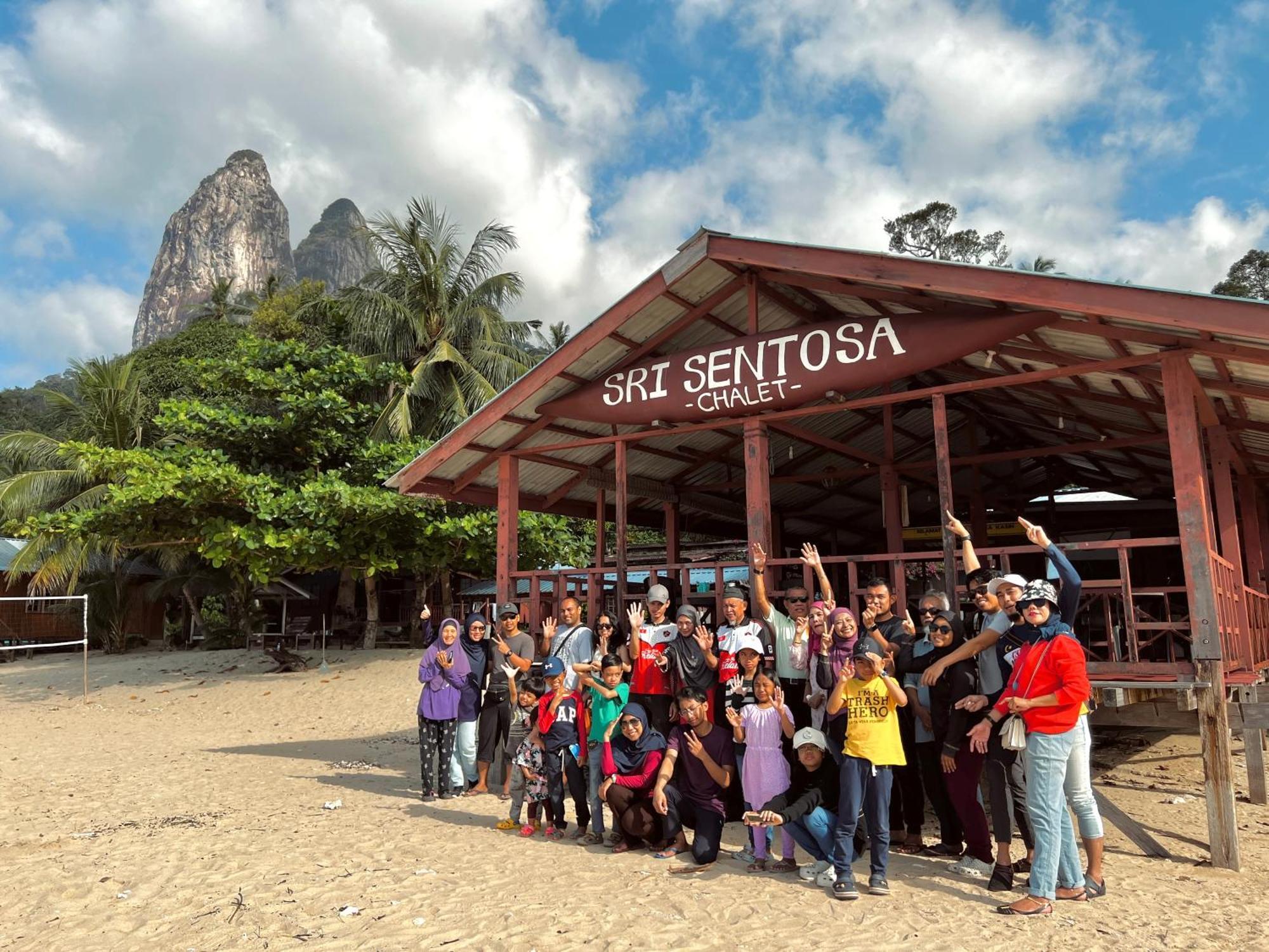 Sri Sentosa Chalet Kampong Mukut Exterior foto